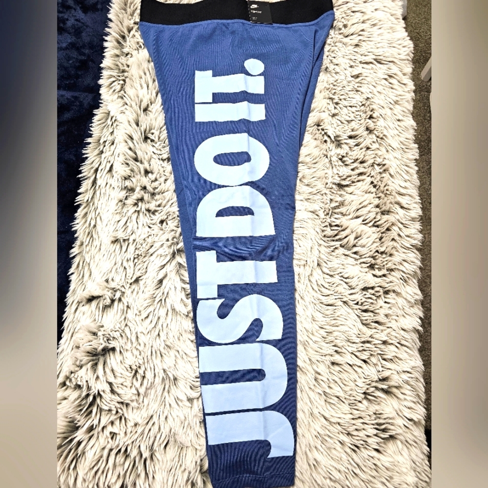 Brand New Nike 'Just do it' high-waisted Leggings, XL